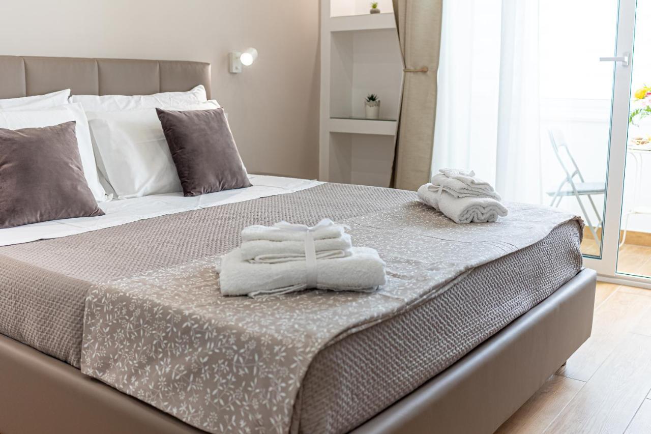 White Gold Bed & Breakfast Napoli Dış mekan fotoğraf