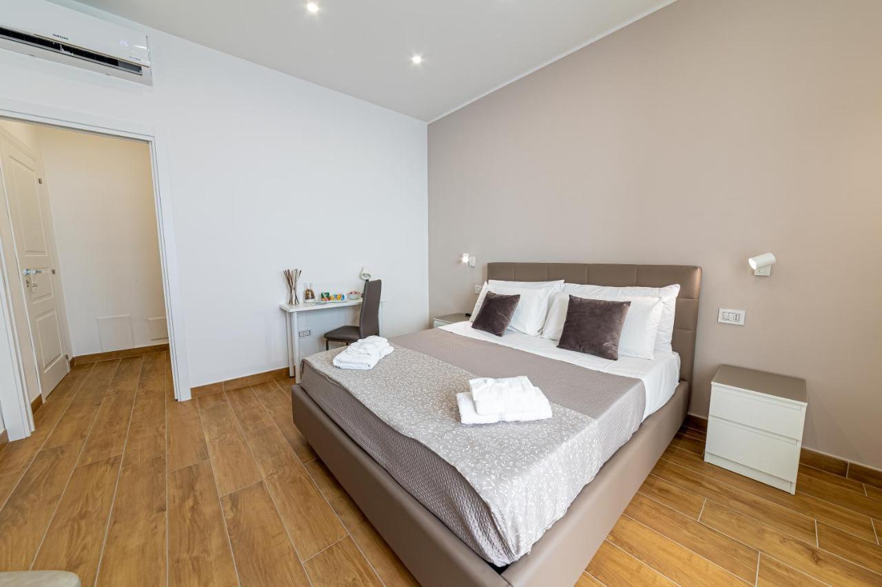 White Gold Bed & Breakfast Napoli Dış mekan fotoğraf